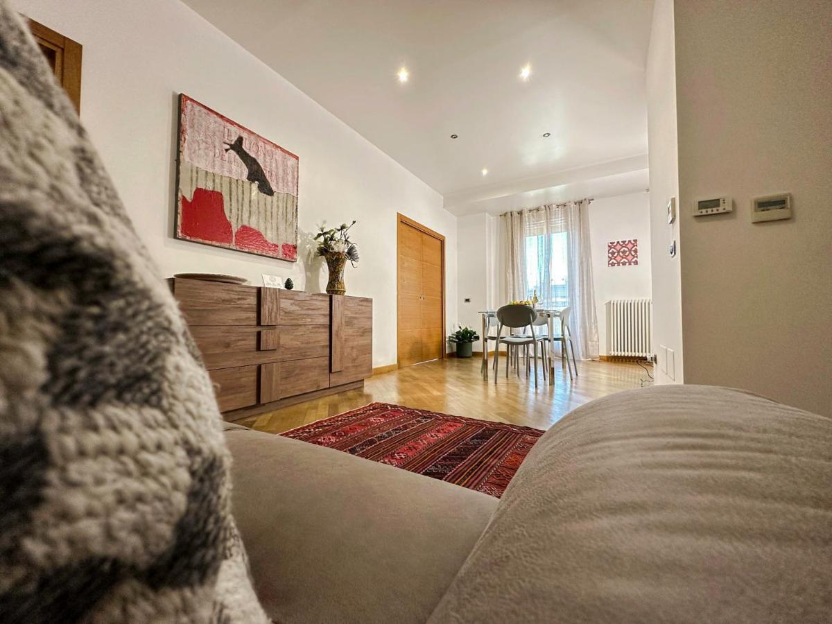 Miparia 154 Home Holiday Palermo Buitenkant foto